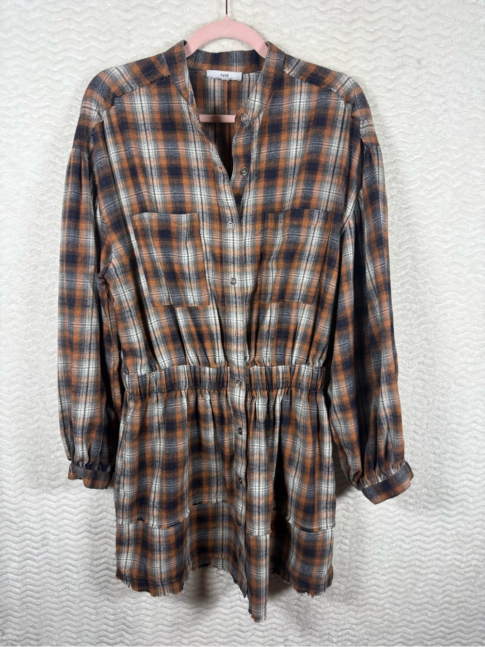 Fate Plaid Long-Sleeve Shirt Dress in Orange, Brown and Cream. Stunning 🤩 🧡🤠